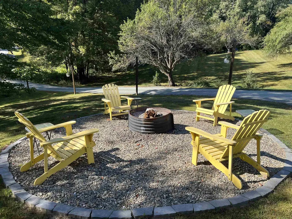 113 Appletree Lane Newport City VT 05855