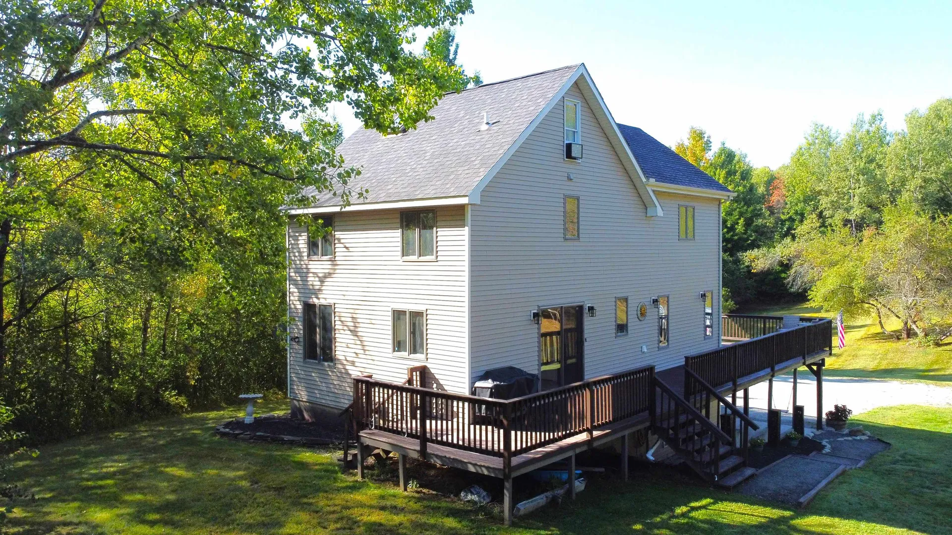 113 Appletree Lane Newport City VT 05855