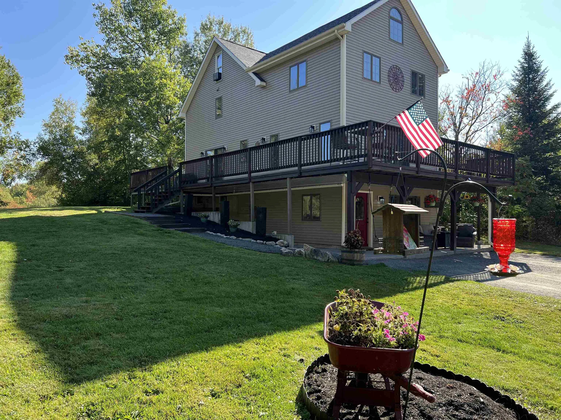 113 Appletree Lane Newport City VT 05855