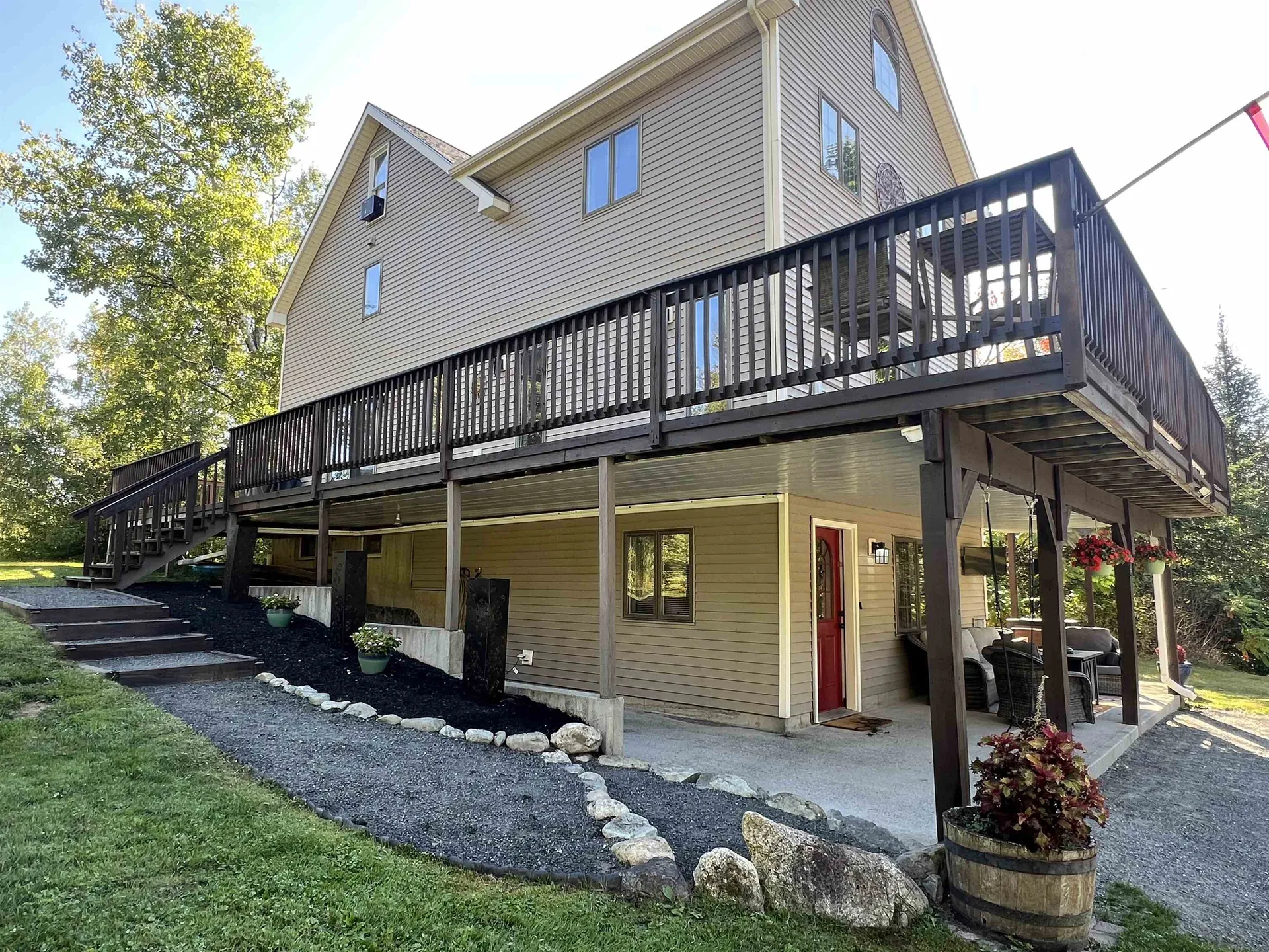 113 Appletree Lane Newport City VT 05855