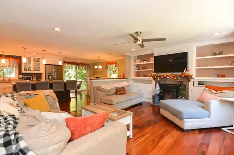 11 Rotterdam Drive Litchfield NH 03054