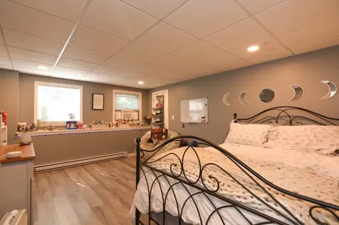 11 Rotterdam Drive Litchfield NH 03054