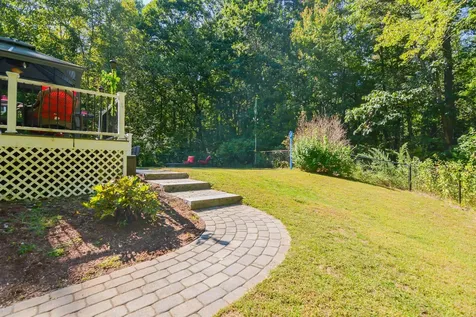 11 Rotterdam Drive Litchfield NH 03054