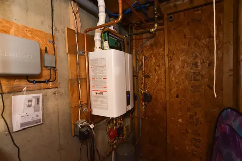 11 Rotterdam Drive Litchfield NH 03054