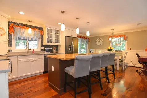 11 Rotterdam Drive Litchfield NH 03054