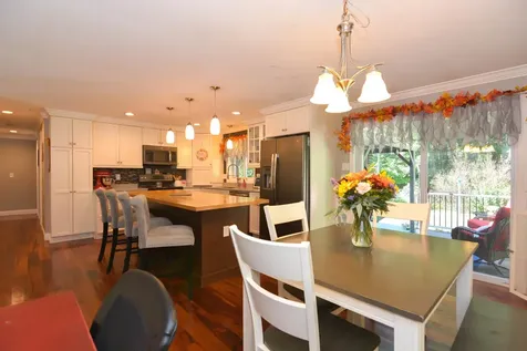 11 Rotterdam Drive Litchfield NH 03054