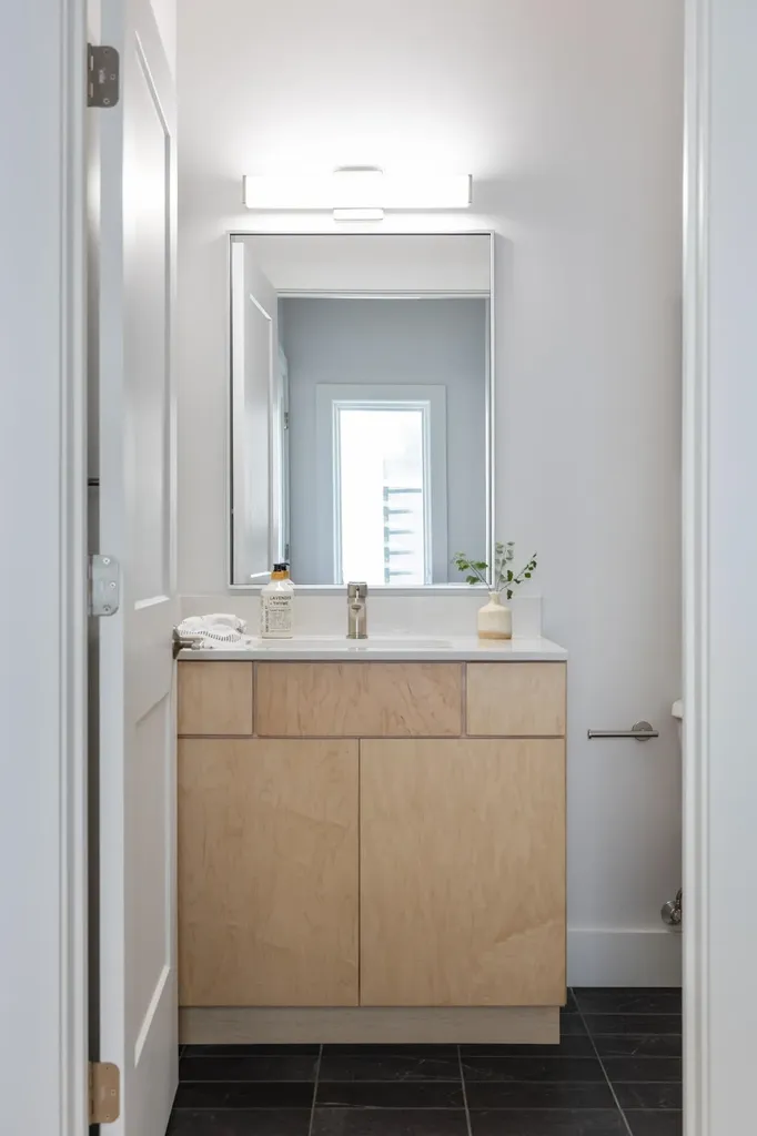 43 Adams Street Burlington VT 05401