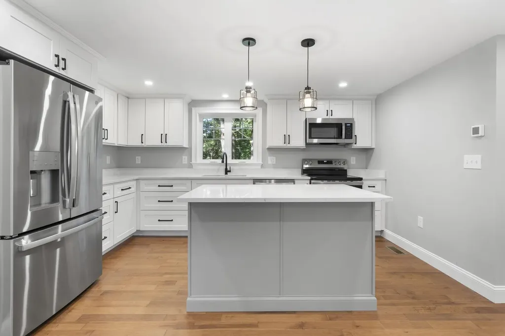 14 Birch Road North Hampton NH 03862