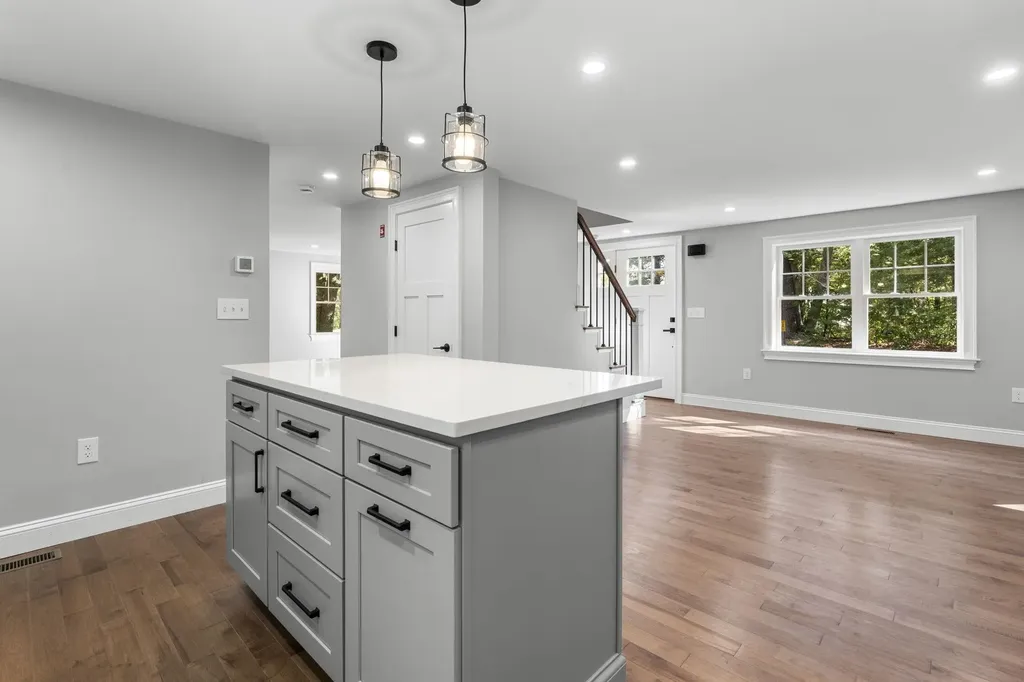 14 Birch Road North Hampton NH 03862