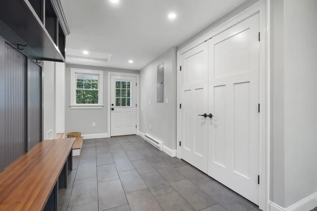 14 Birch Road North Hampton NH 03862