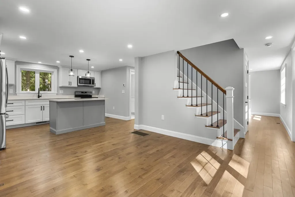14 Birch Road North Hampton NH 03862