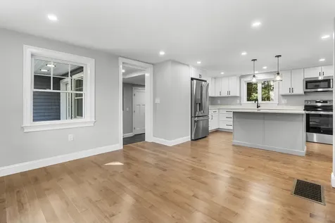 14 Birch Road North Hampton NH 03862