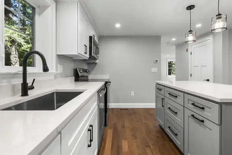 14 Birch Road North Hampton NH 03862