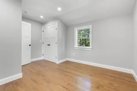 14 Birch Road North Hampton NH 03862