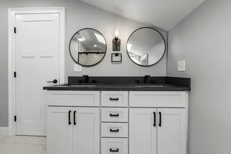 14 Birch Road North Hampton NH 03862