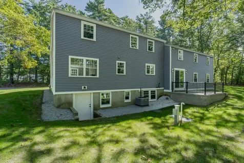 14 Birch Road North Hampton NH 03862