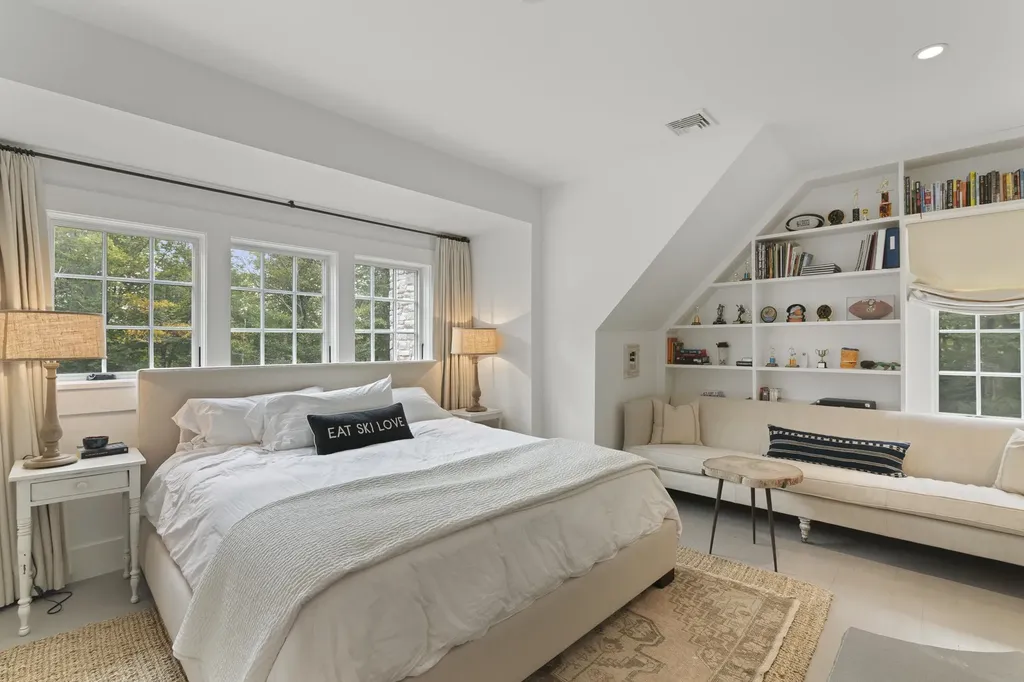 15 Mcgovern Lane Wilmington VT 05363