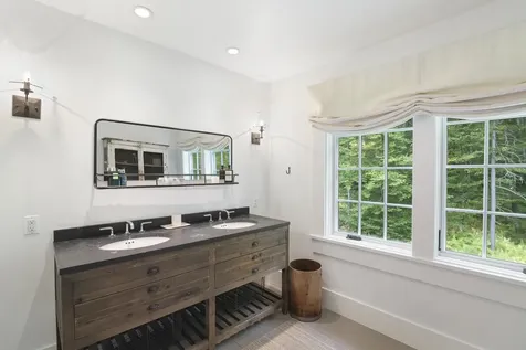 15 Mcgovern Lane Wilmington VT 05363