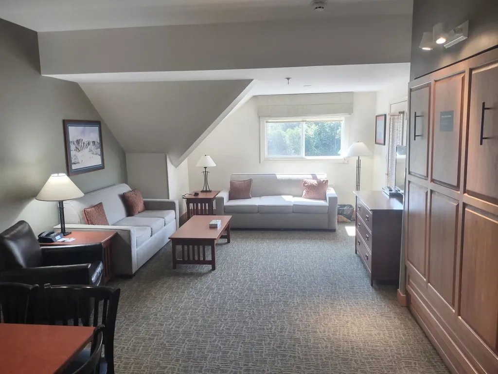 228 East Mountain Road Killington VT 05751