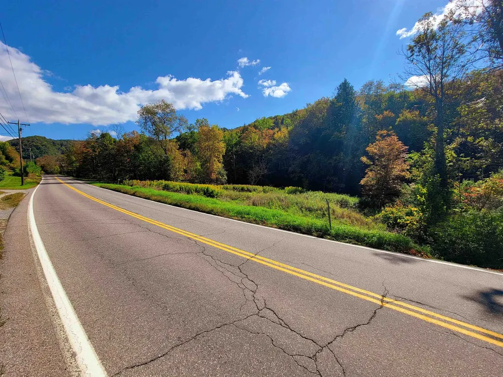 6 Meadowbrook Lane Chelsea VT 05038