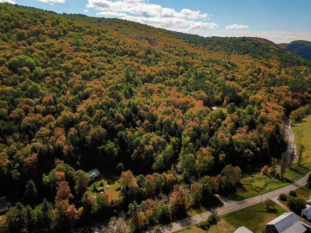 6 Meadowbrook Lane Chelsea VT 05038