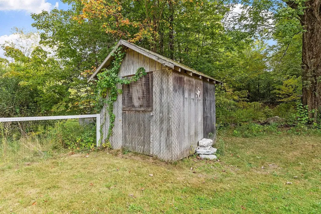 215 Colburn Road Temple NH 03084