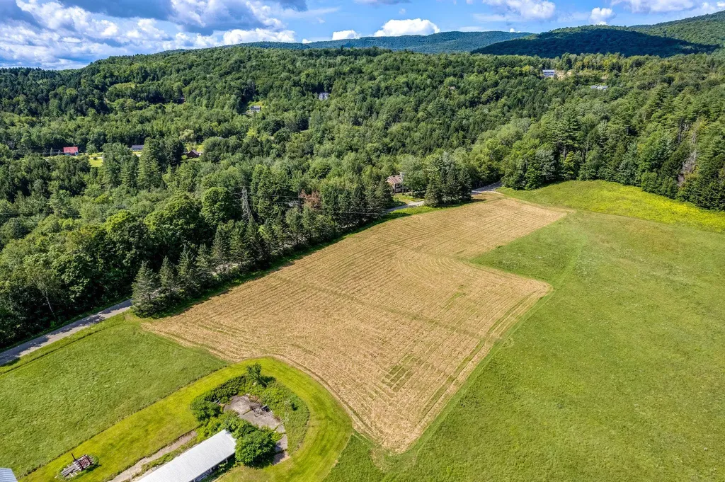 2739 Crossett Hill Road Duxbury VT 05676