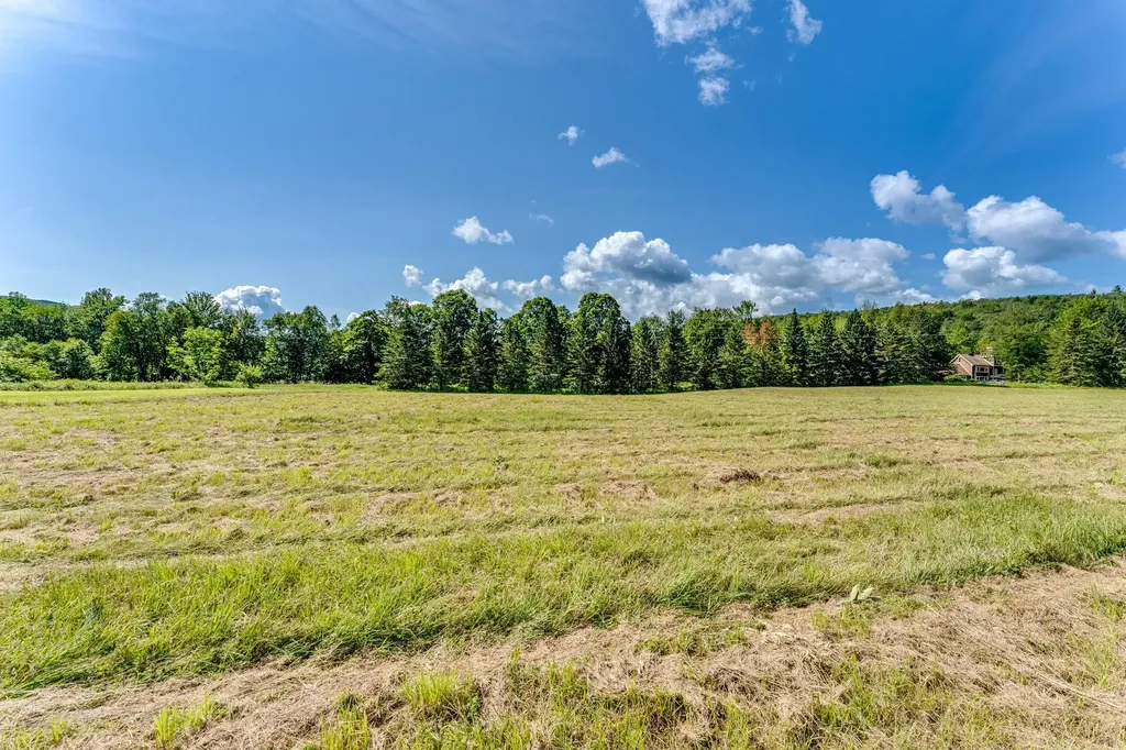 2739 Crossett Hill Road Duxbury VT 05676