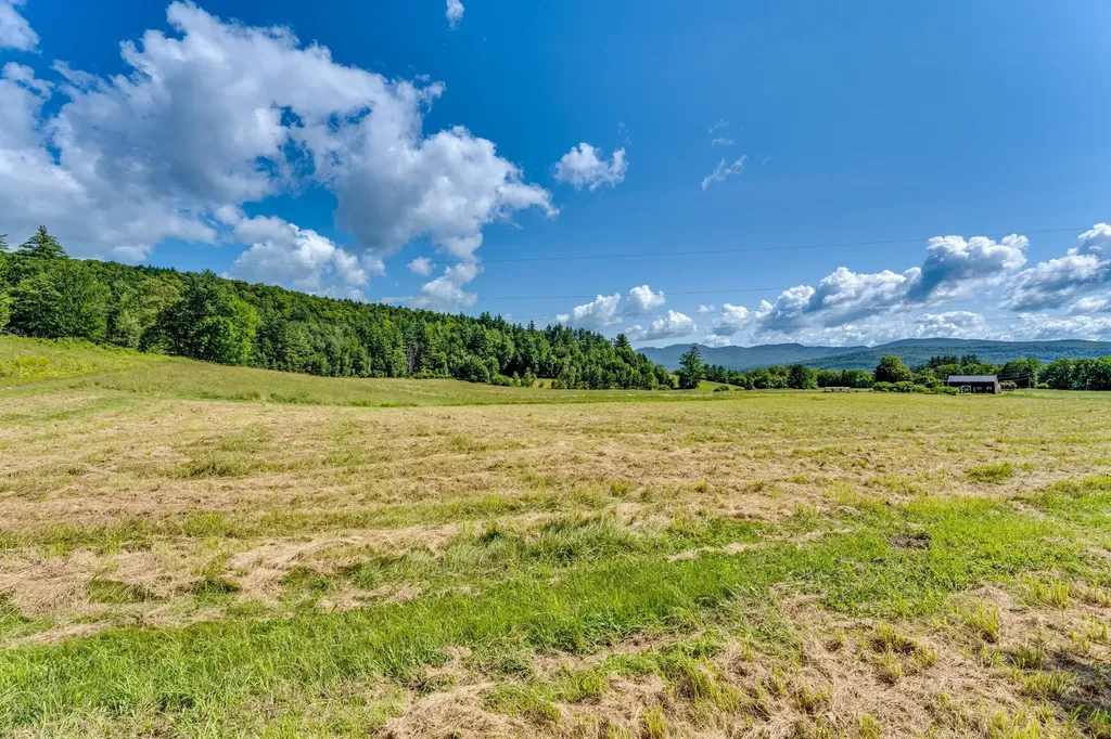 2739 Crossett Hill Road Duxbury VT 05676