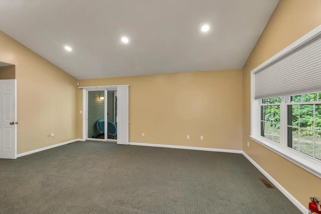 61 Sullivan Farm Drive Rochester NH 03867