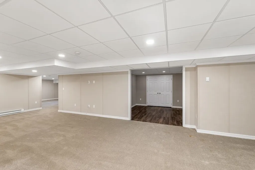 61 Sullivan Farm Drive Rochester NH 03867