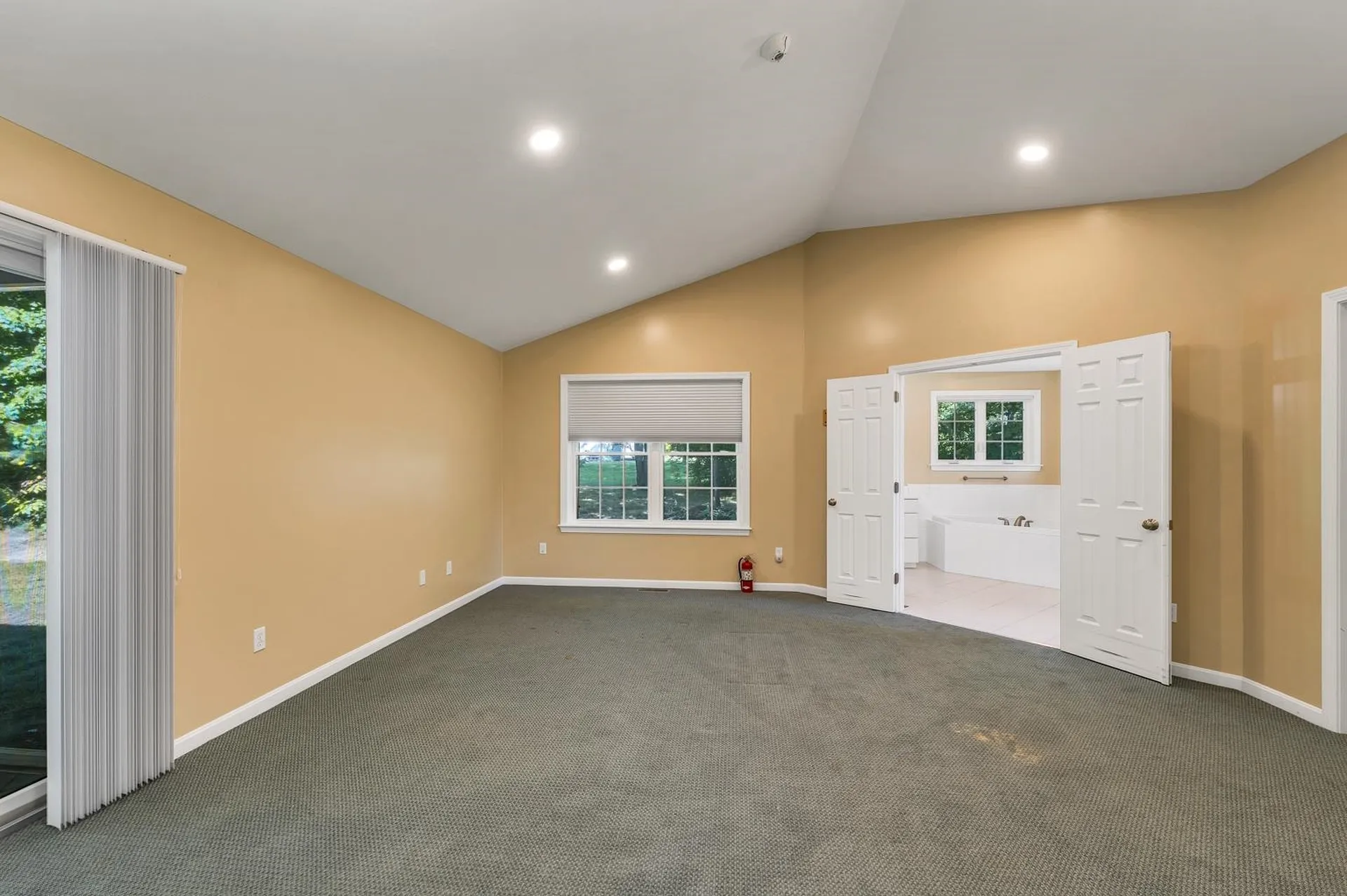 61 Sullivan Farm Drive Rochester NH 03867