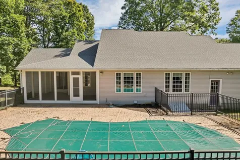 61 Sullivan Farm Drive Rochester NH 03867