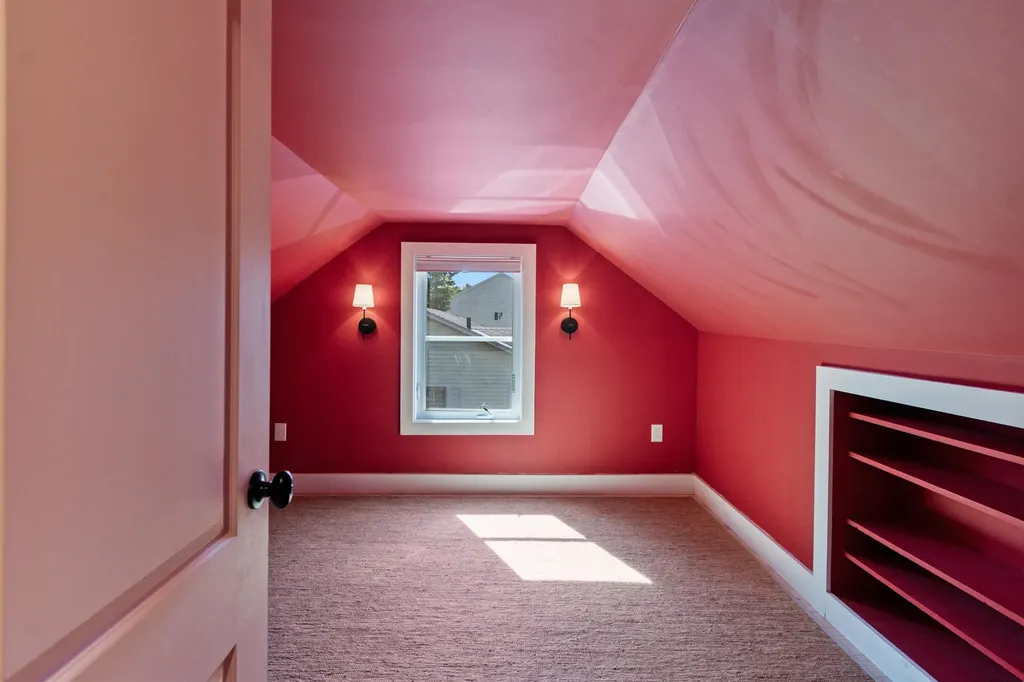 63 Birch Court Burlington VT 05408