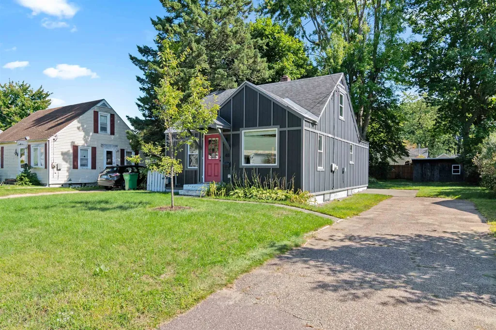 63 Birch Court Burlington VT 05408