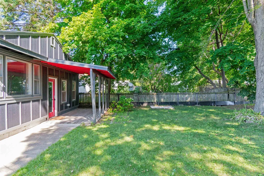 63 Birch Court Burlington VT 05408