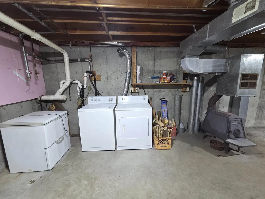 222 Lockehaven Road Enfield NH 03748