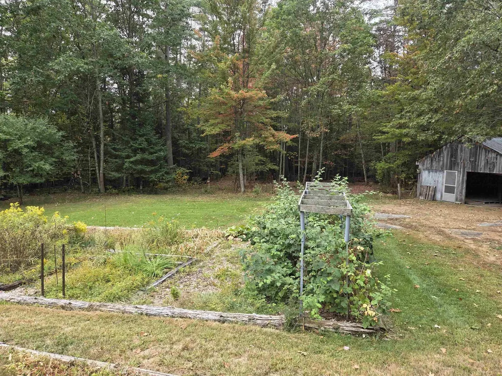 222 Lockehaven Road Enfield NH 03748