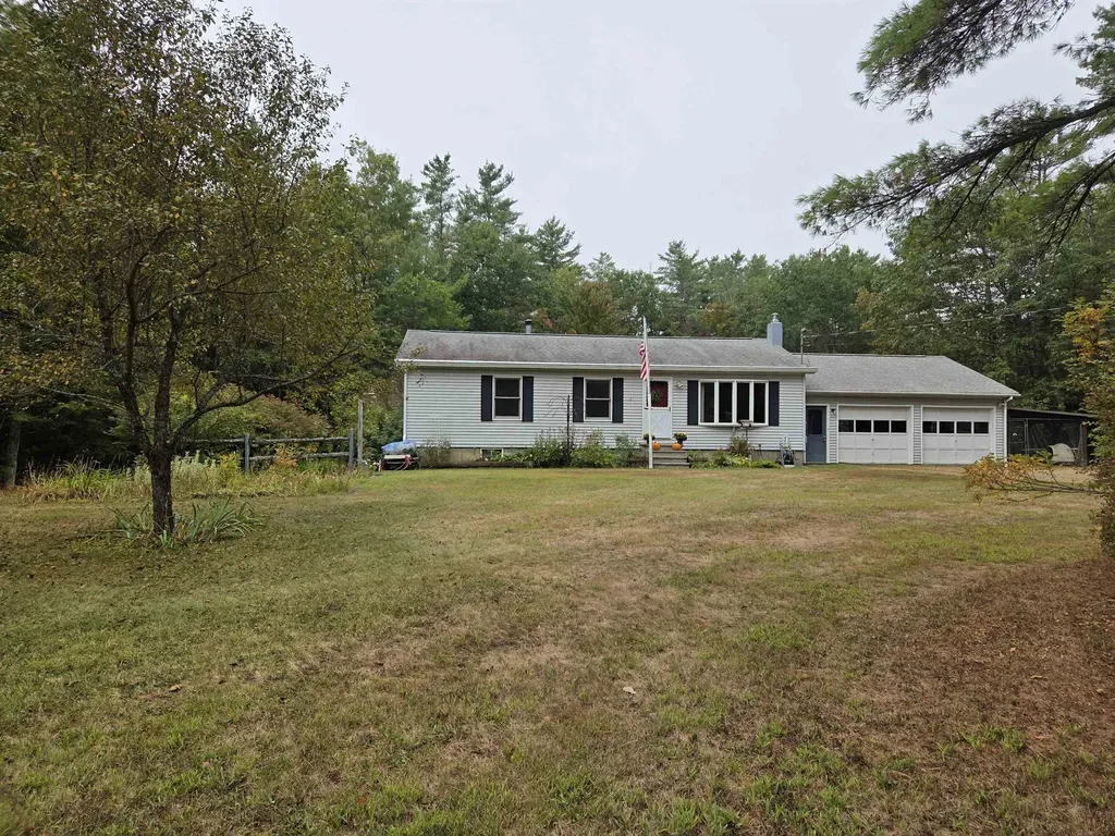 222 Lockehaven Road Enfield NH 03748