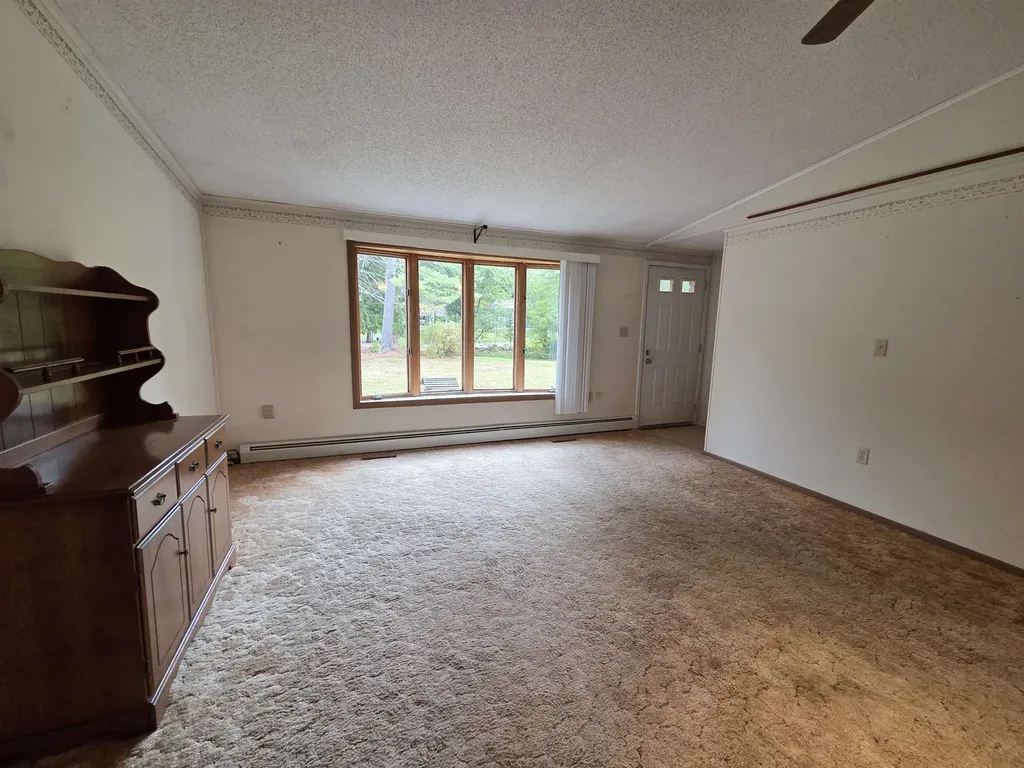 222 Lockehaven Road Enfield NH 03748