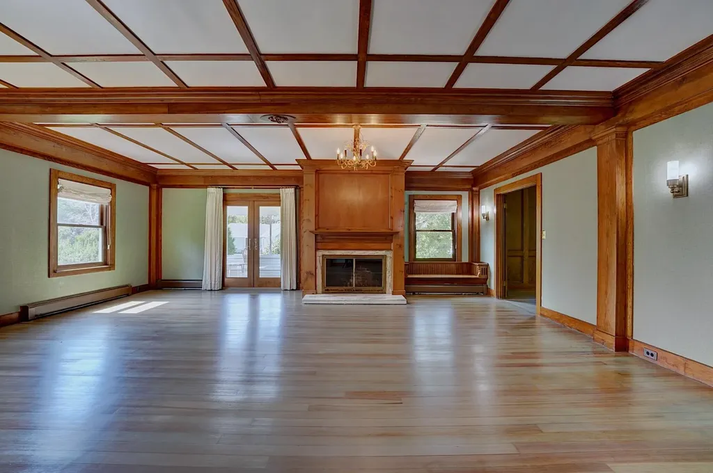 78 South Road Rye NH 03871