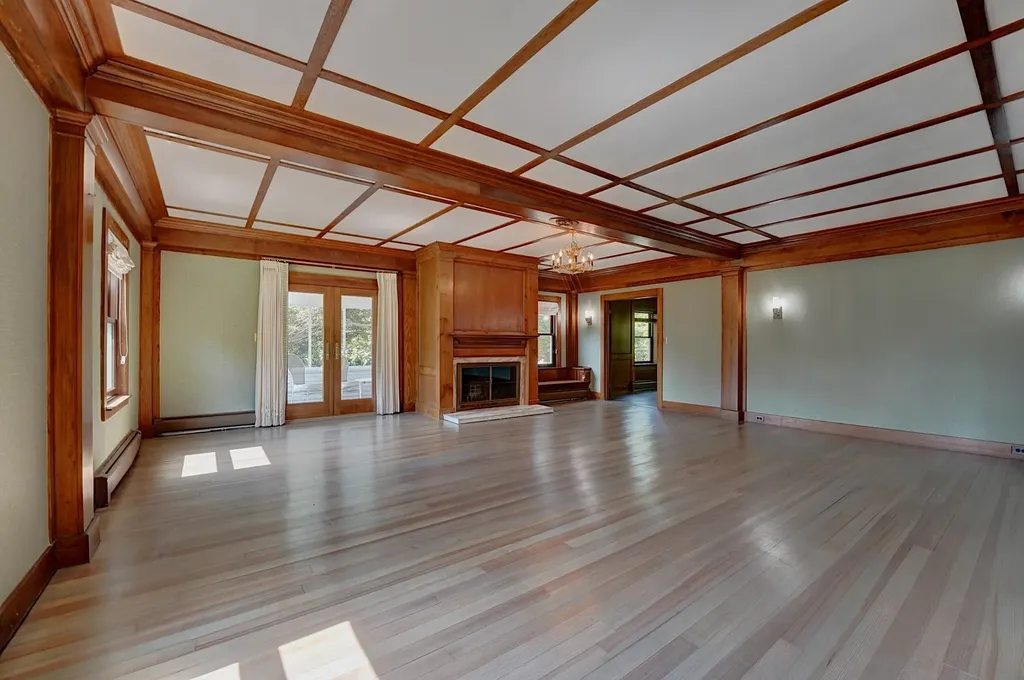 78 South Road Rye NH 03871