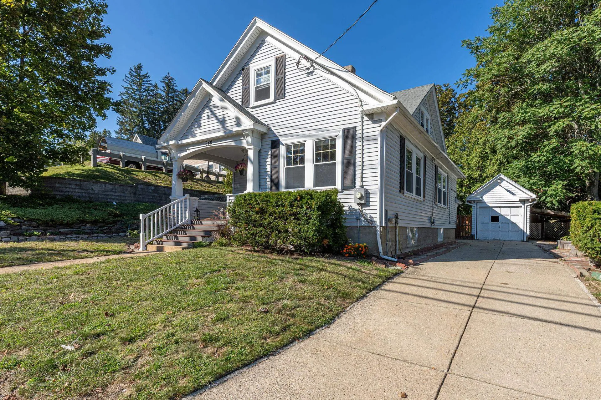 640 Hanover Street Manchester NH 03104