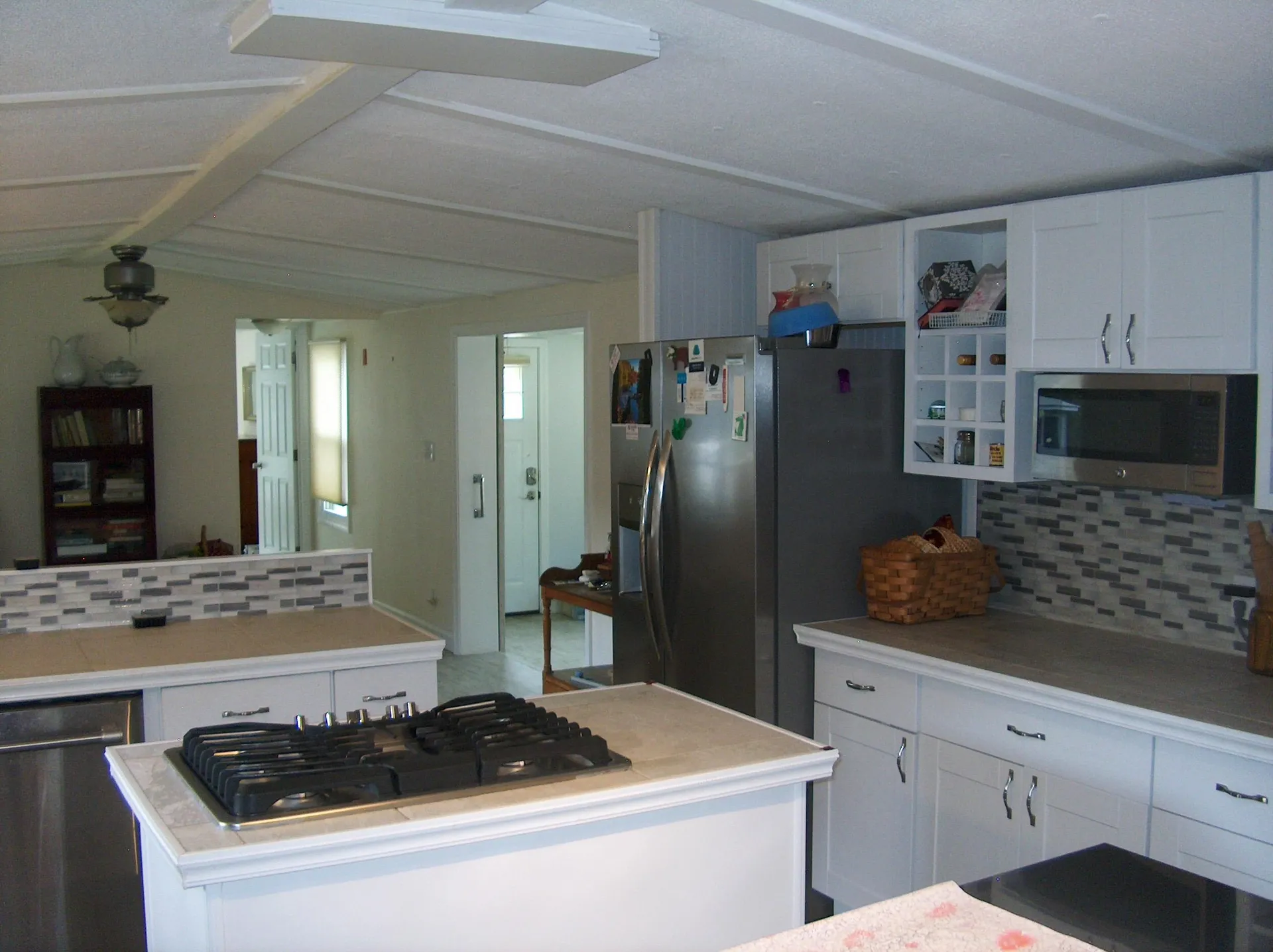 18 Dawn Drive Concord NH 03303