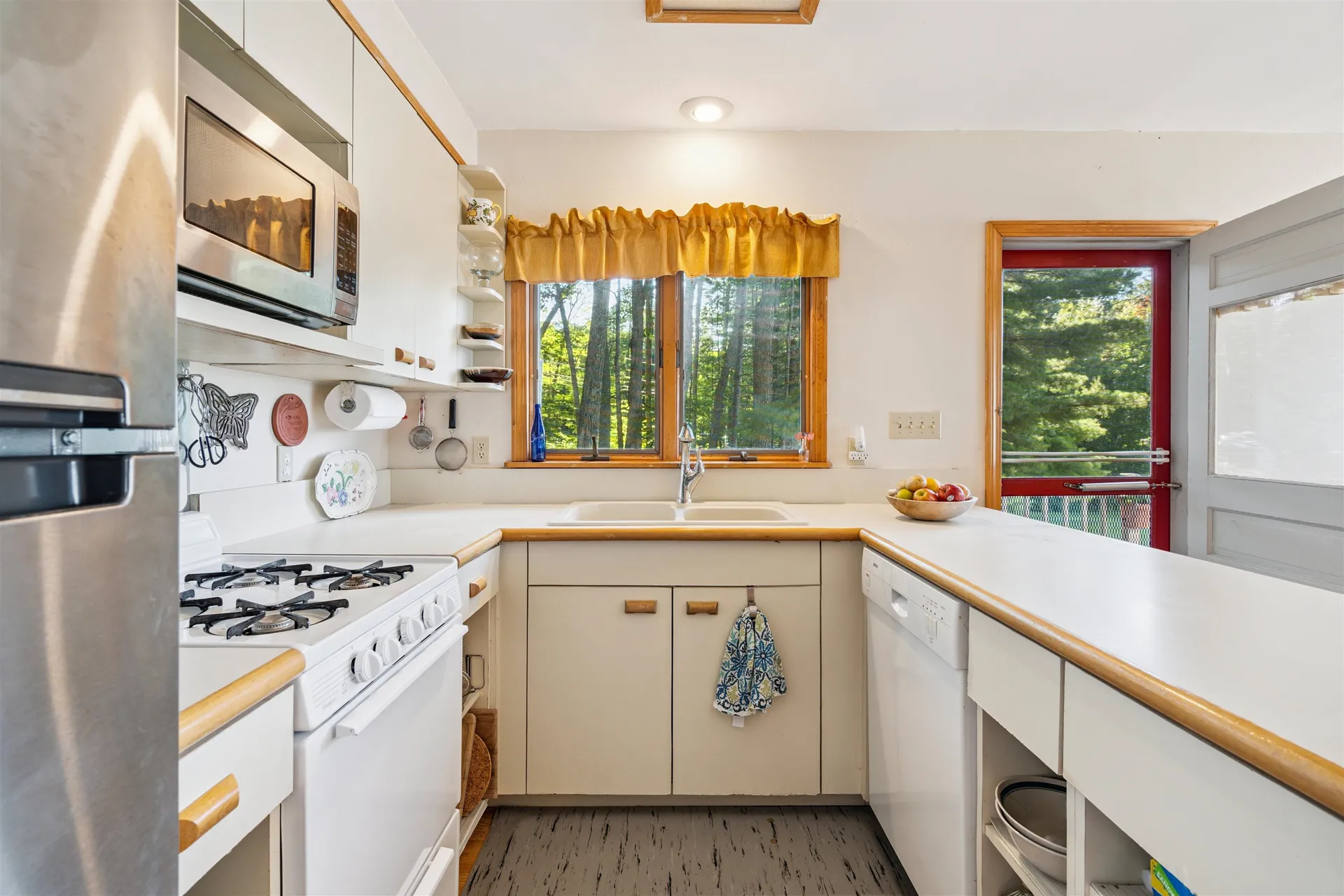 3 Brewster Road Tuftonboro NH 03816