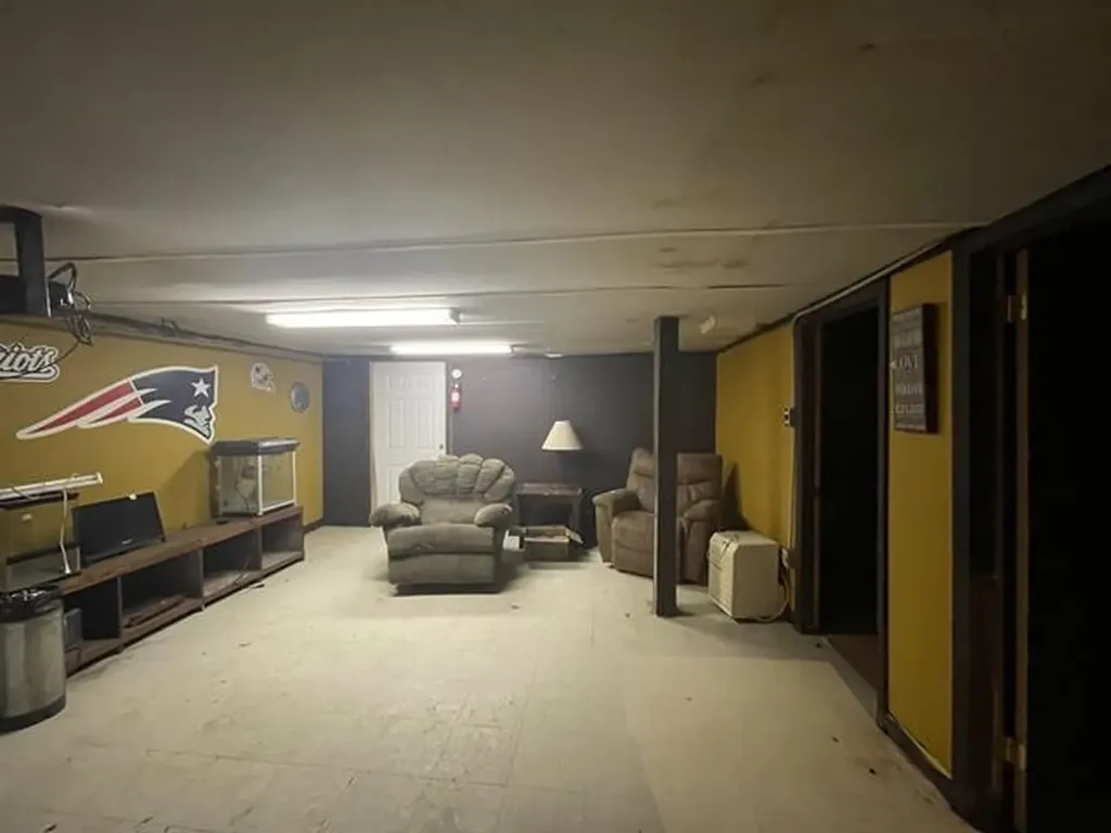 22 Horne Road Belmont NH 03220