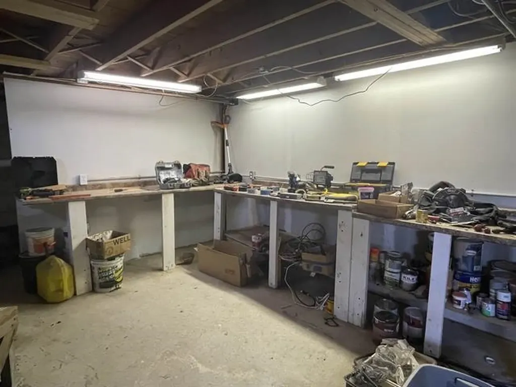 22 Horne Road Belmont NH 03220