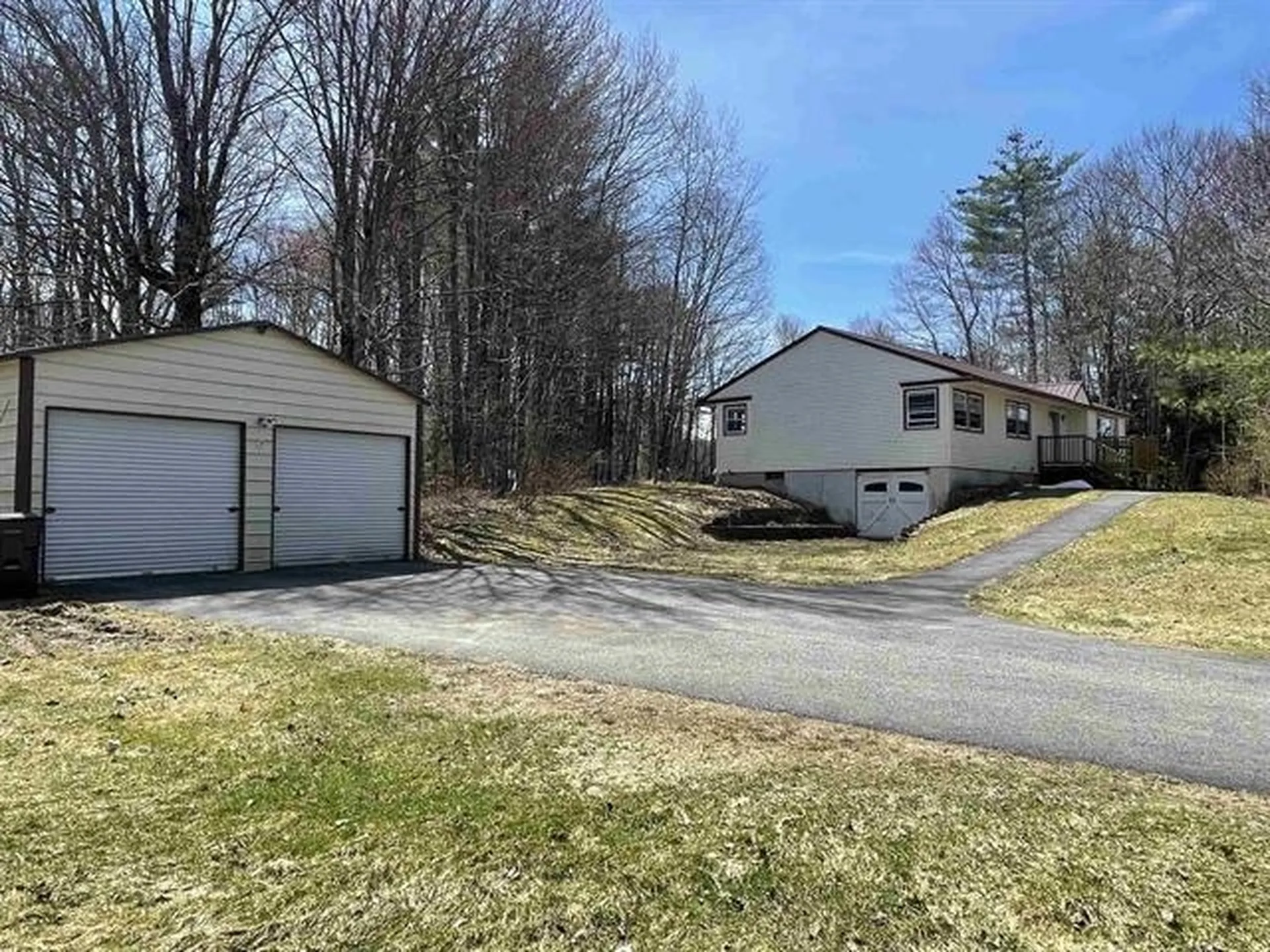 22 Horne Road Belmont NH 03220