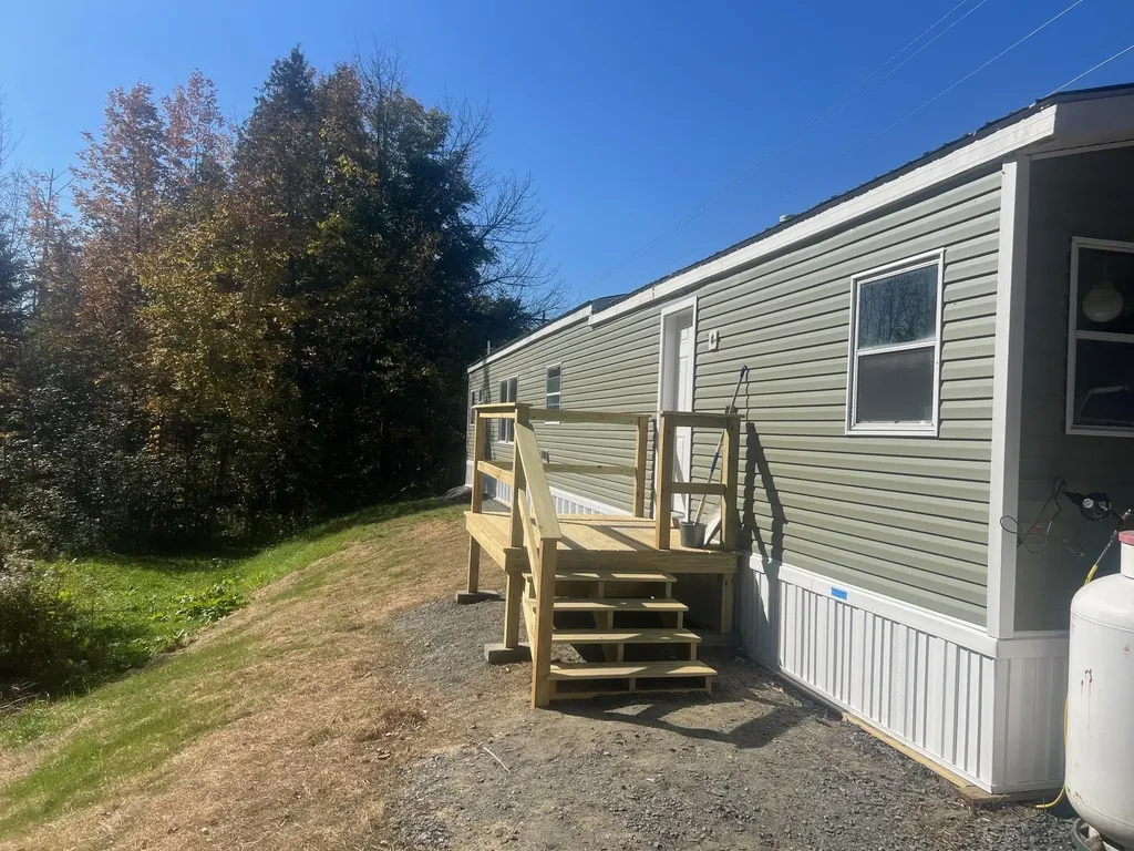 24 George Street Orange VT 05641