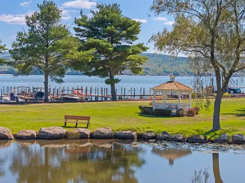 53 Drummer Trail Laconia NH 03246